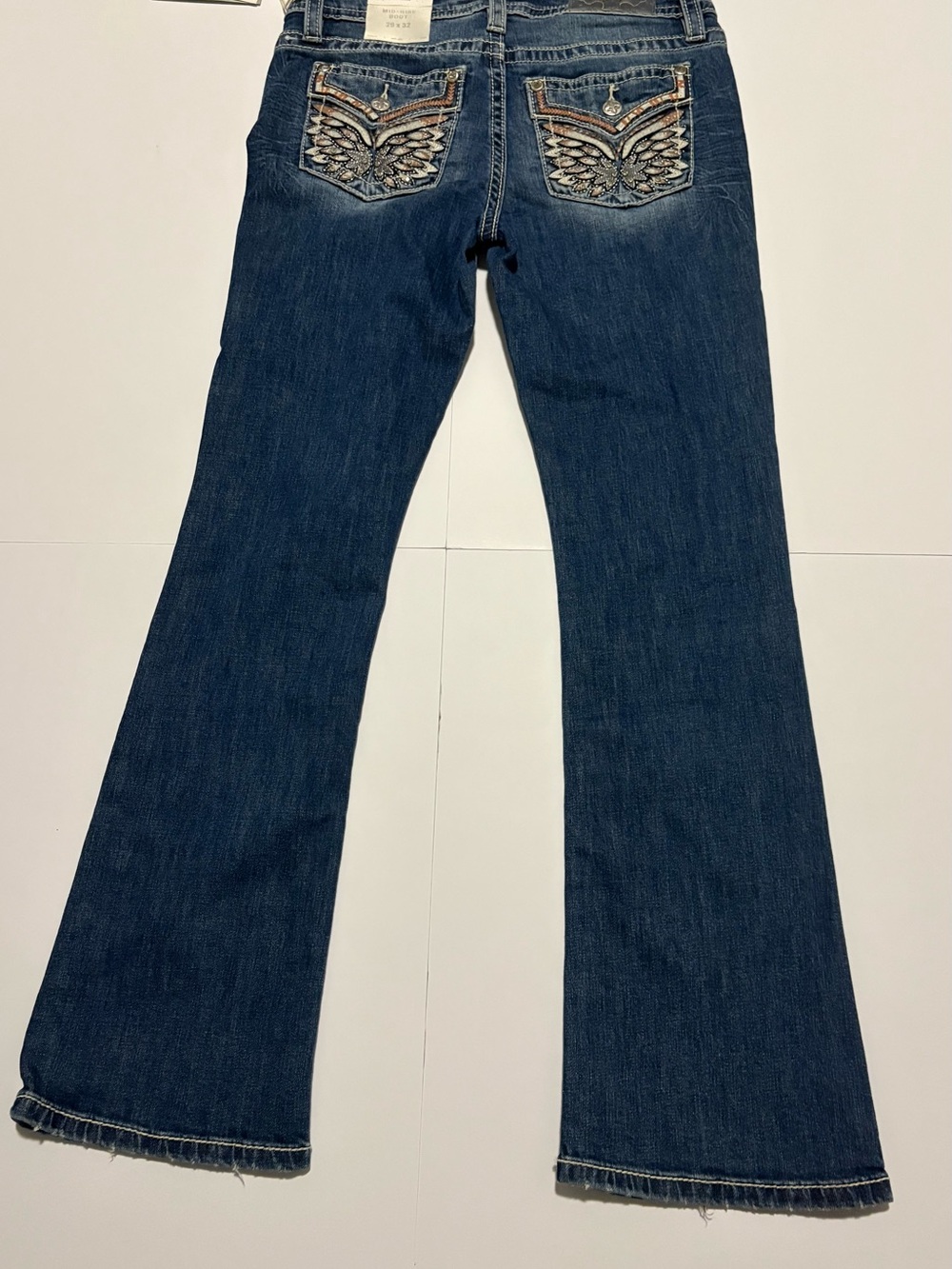 NWT Miss Me Mid Rise Boot Cut Wing Pocket Jeans Size 29 - Picture 4 of 7